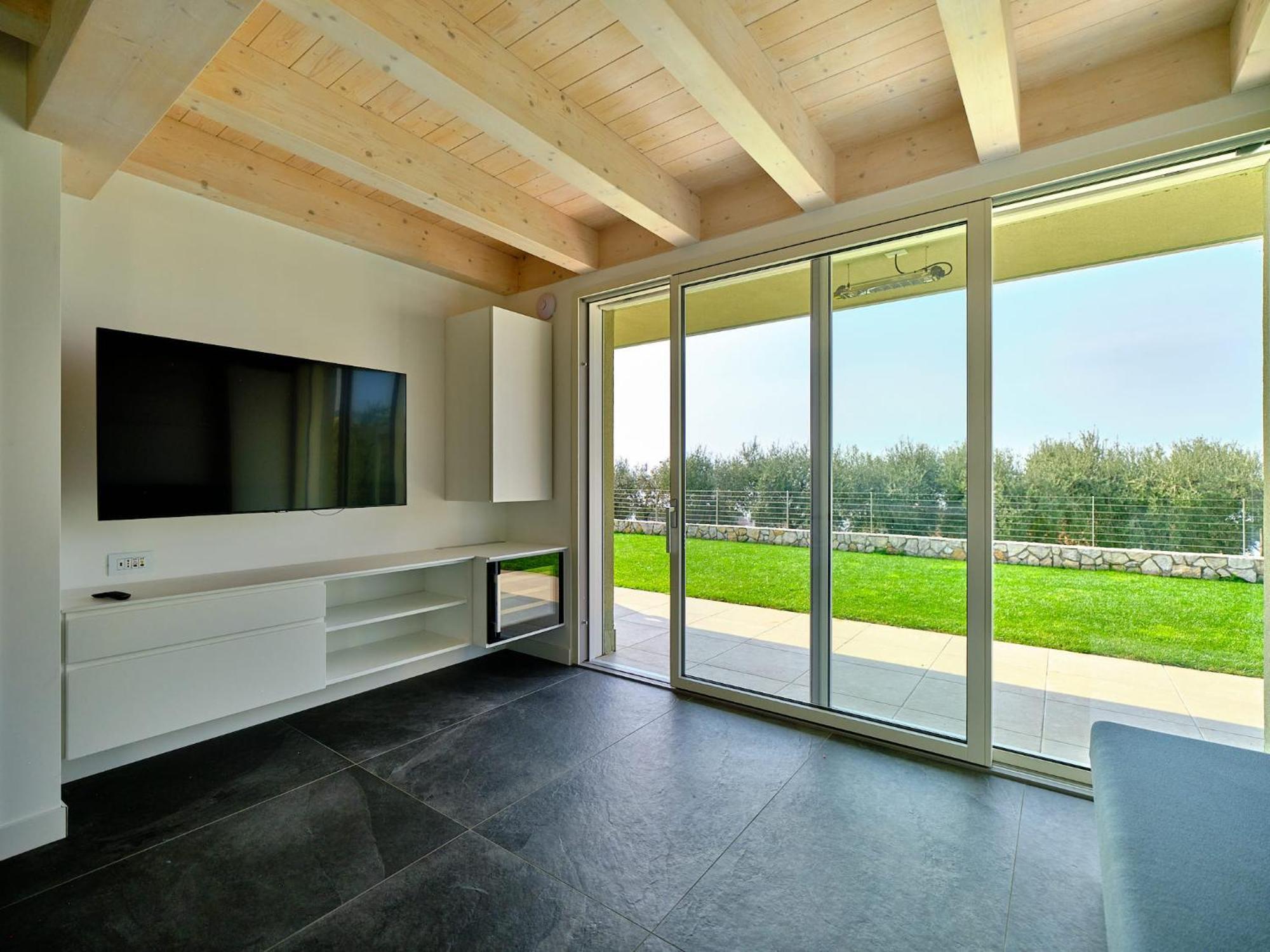 Villa Sunny Lake Suites Бардолино Экстерьер фото