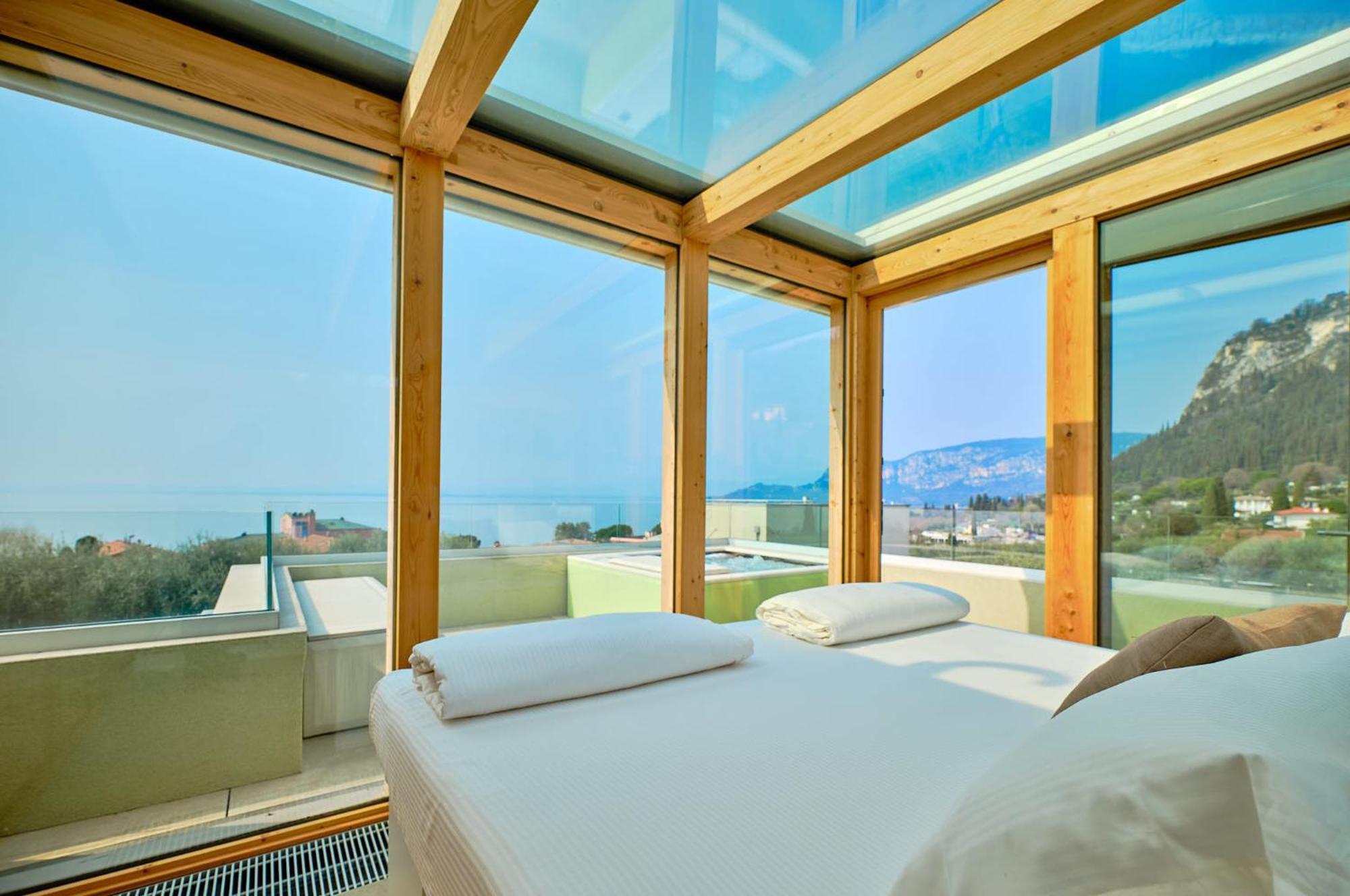 Villa Sunny Lake Suites Бардолино Экстерьер фото
