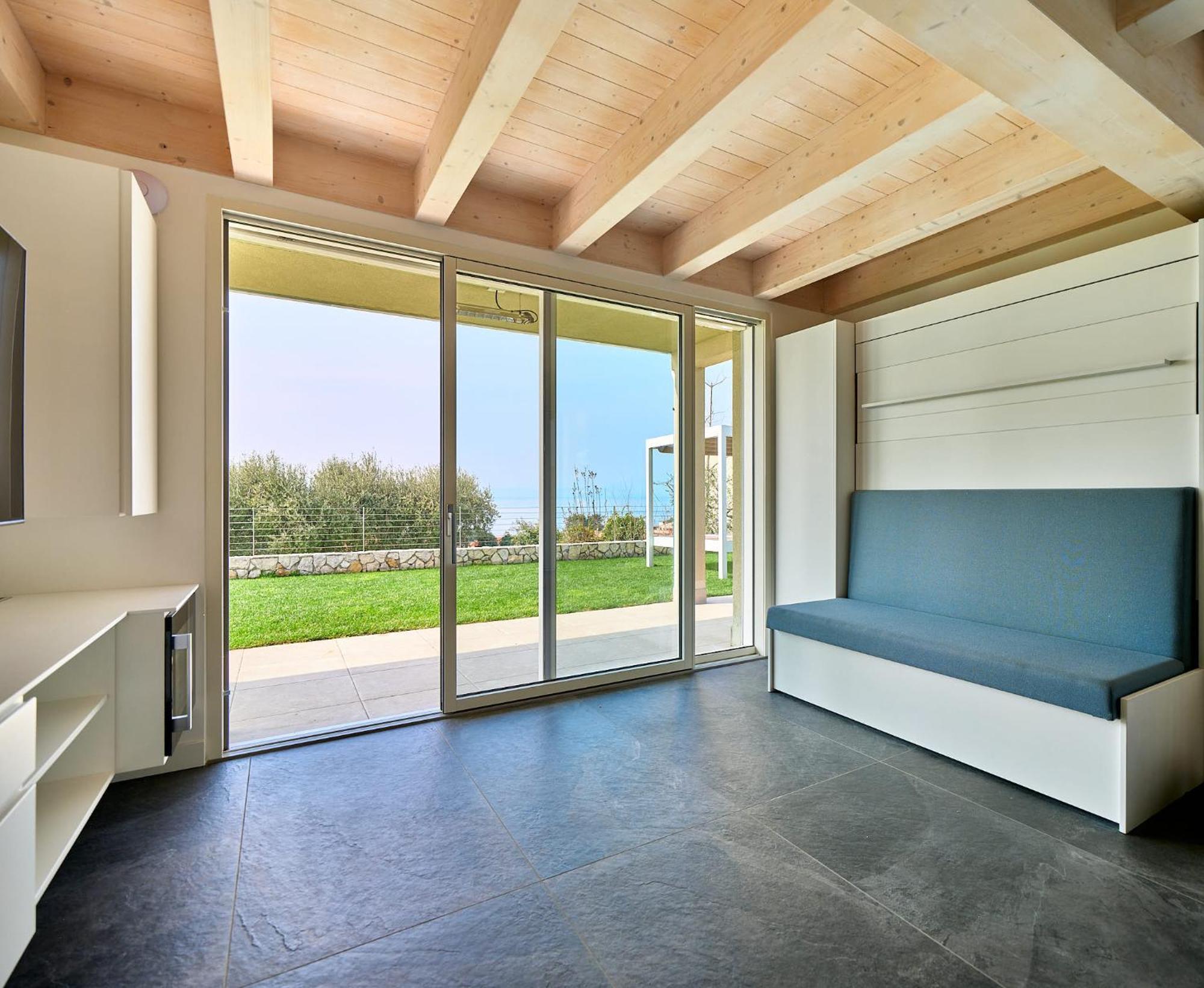 Villa Sunny Lake Suites Бардолино Экстерьер фото